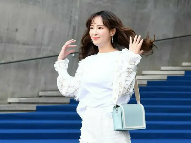 Actress Jung Hye Seong, participated in ”2018 F/W HERA SEOUL FASHION WEEK” atSeoul · Dongdaemun DDP