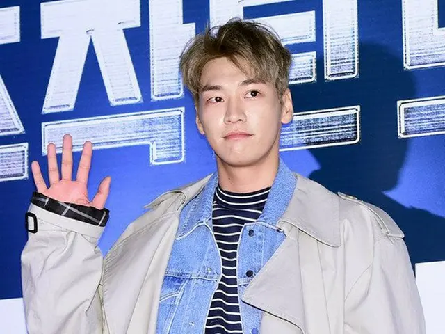 Actor Kim Young Kwang attended the movie 'Operated City' VIP preview. @ Seoul ·CGV Long Hui (One Shi