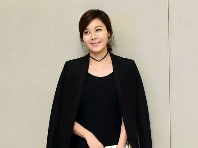 Actress Kim Ha Neul, DIOR 2017 Spring / Summer Collection attended the pop-upstore open memorial eve
