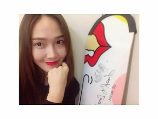 I am from SNSD Jessica, updated SNS.