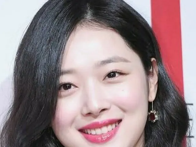 f(x) former member SULLI, was discovered dead in the afternoon of 14th. . ●Around 3:21pm, an house i