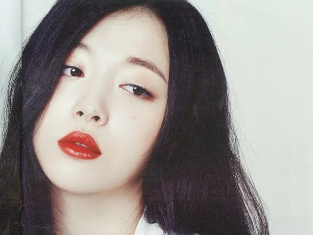 SULLI passed away. She was 25 years old. . ● Her manager discovered her dead inher own house. ● Repo