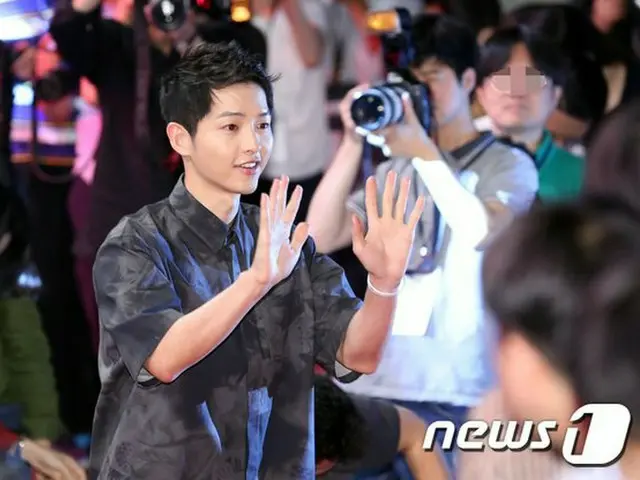 Actor Song Joong Ki attended the movie ”Battleship Island” showcase. @ Seoul ·Young Gymnasium.