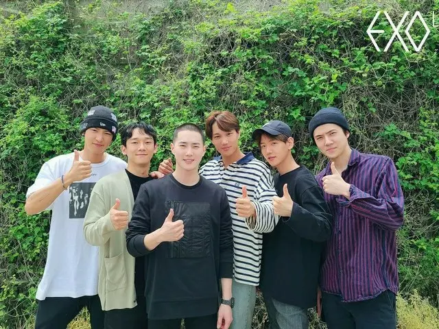 Các thành viên "EXO" đồng hành nhập ngũ SUHO. ..