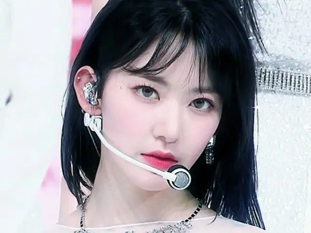 Niềm đam mê của IZONE và người hâm mộ Hàn Quốc là một chủ đề nóng.  ● Người hâm 