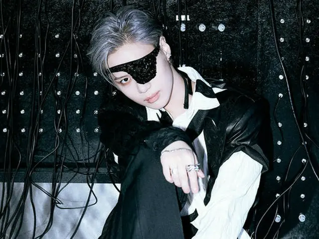 SHINee Taemin đã công bố ca khúc chủ đề "Criminal" trên "TAEMIN THE STAGE" vào n