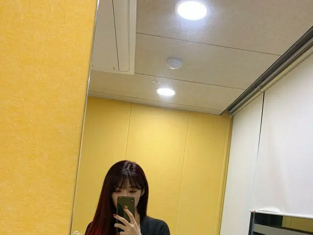 [T Formula] EVERGLOW, [#Sihyeon] Người hâm mộ đã yêu cầu ảnh trang phục riêng tư