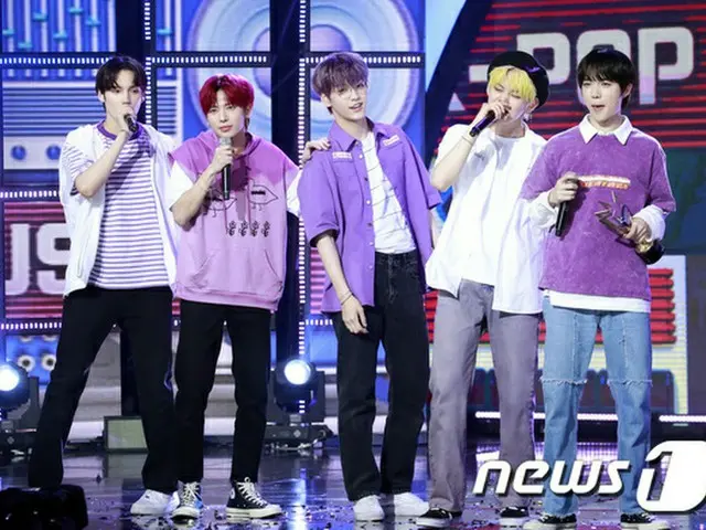 "TXT" sẽ comeback vào cuối tháng 10. ..