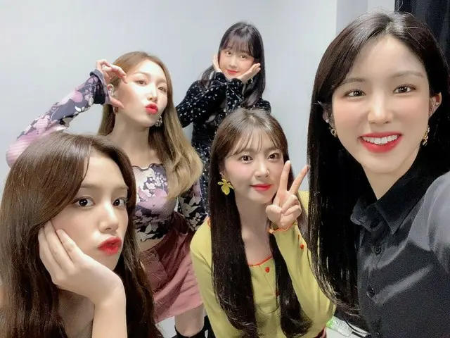 [Công thức T] LABOUM, [#LABUM] Latte 💗 10:40 một lúc! Hẹn gặp lại các bạn tại b