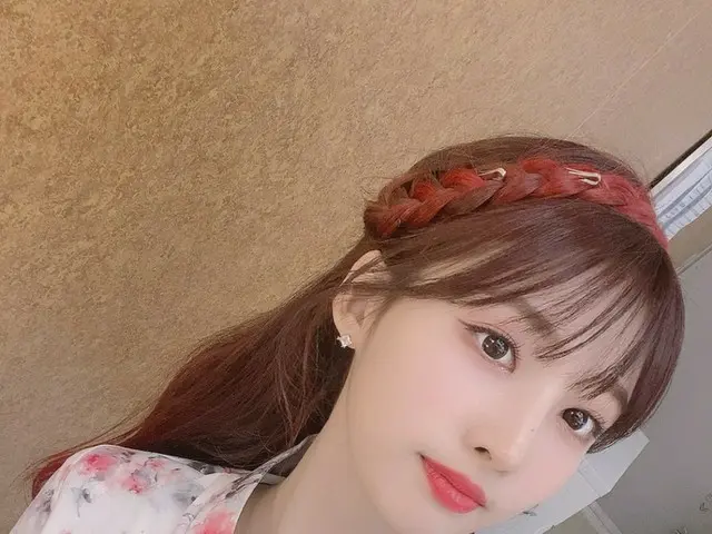 [Công thức] EVERGLOW, [#Sihyeon] Đây là bộ hanbok đặc biệt dành cho người Hàn Qu