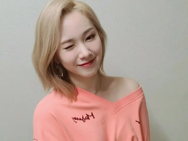 [T Formula] EVERGLOW, [#mia] Poever ~~~> <Không biết mọi người đã ăn chưa! Bạn c