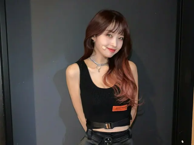 [T Formula] EVERGLOW, [#Sihyeon] Hôm nay quần áo đẹp quá 🖤 Mãi mãi, hôm nay bạn