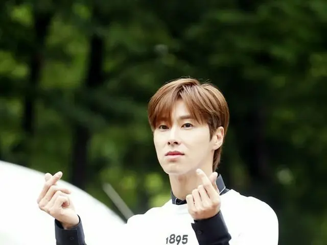 Yunho (U-KNOW TVXQ) đã tặng 50.000 chiếc mặt nạ cho quê hương Gwangju của anh ấy
