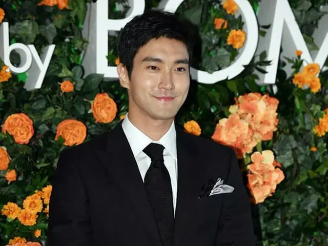 SUPER JUNIOR Choi Si Won, attending a cosmetic brand photo call. On the morningof 28th, The Westin C