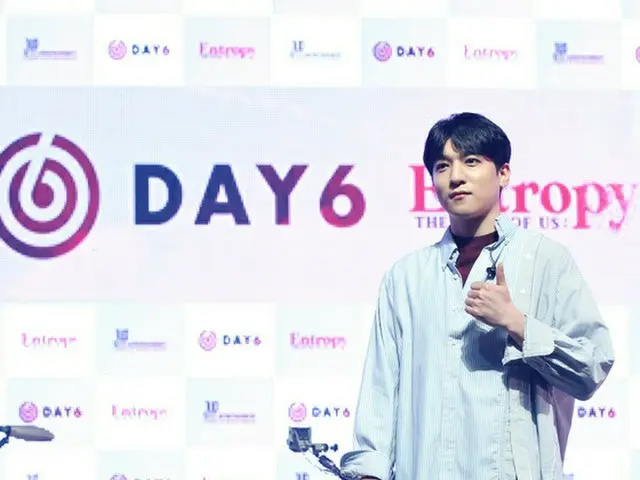 ”DAY6” Songjin suddenly announces that he will join the army today on VLIVElivesteam today (8th) ...