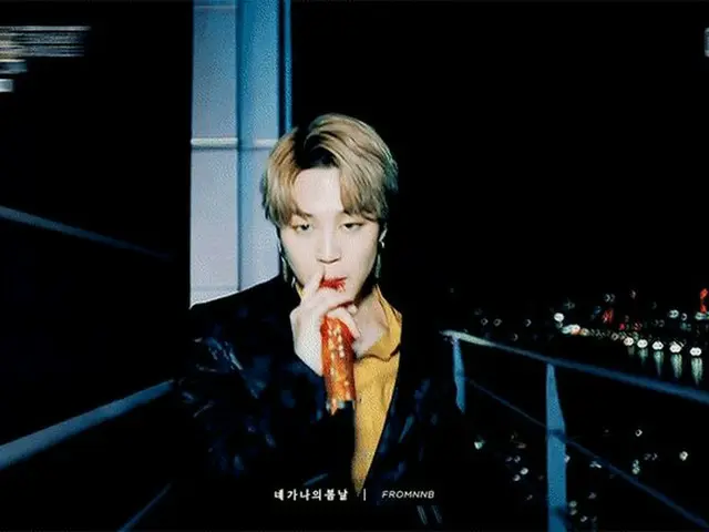 JIMIN đã thu hút người hâm mộ âm nhạc trên toàn thế giới với giải Grammy. ..