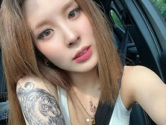 Diễn viên nhạc kịch Ham Young-chi nói về những hình xăm lớn. ..