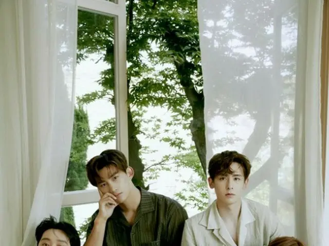"2PM", 9/4 (T7) 17: 00-V TRỰC TIẾP "Beyond LIVE - HỌP QUẠT TRỰC TUYẾN 2PM"<Dear.