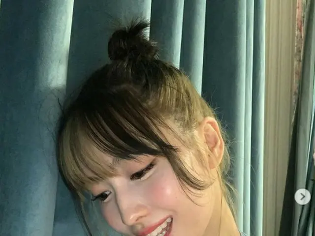 Momo (TWICE) cho biết kiểu tóc mới quá dễ thương. ..