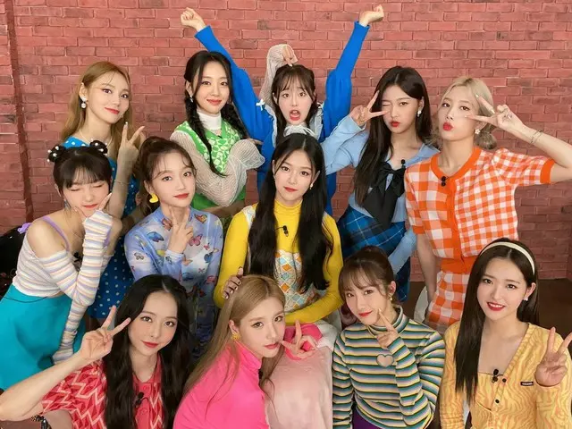 [T chính thức] LOONA (Loona), đĩa đơn đầu tay tiếng Nhật của #Loona "HULA HOOP" 