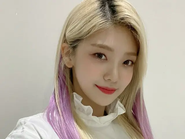 [T Official] EVERGLOW, [#Coming] Podun 💕 Did you see the weather today? !! ??After the rain, it's s