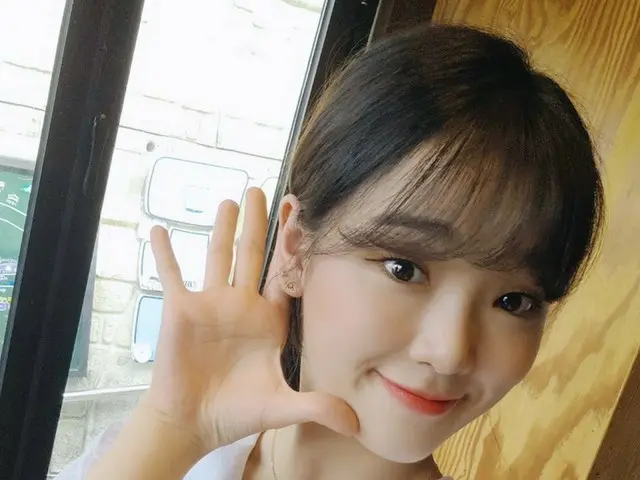 [Official] OHMYGIRL, [#OHMYAir] Đêm chủ nhật kết thúc với bài hát ngọt ngào của 