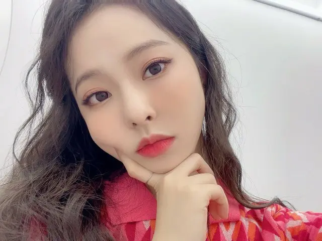 [Chính thức] LOONA (Loona), [#ViVi] Hula Hoop ~ Juicy Dress🍓🍓🍓 #Loona #LOONA