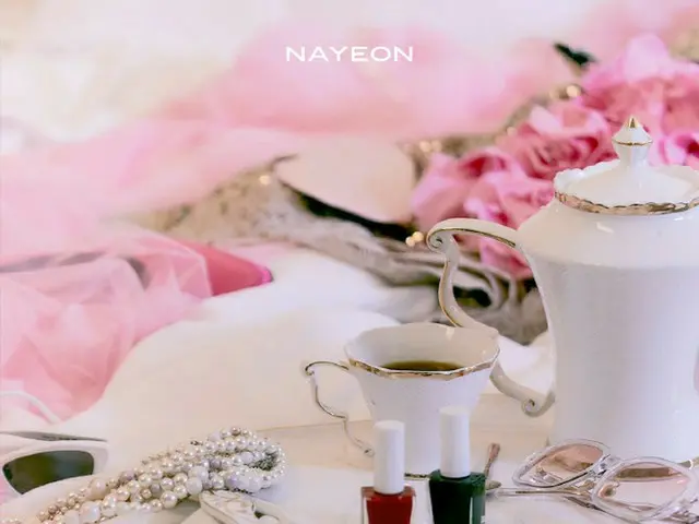 Nayeon (TWICE) ra mắt solo. Vào ngày 24 tháng sau, mini album "IM NAYEON" sẽ đượ