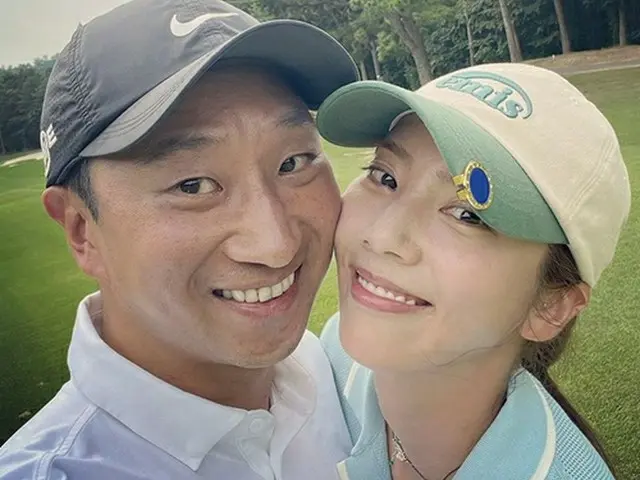 Two-shot photo release by Son Dambi with her husband Lee Kyou-hyuk, the Koreannational team for spee
