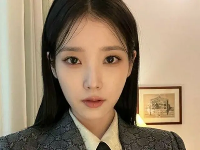 IU đã hủy tham dự "Liên hoan phim quốc tế Chunsha" do tiếp xúc gần gũi với một n