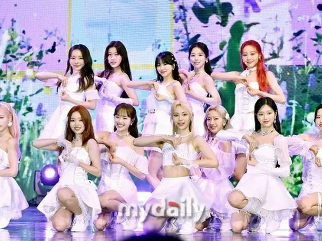 LOONA is preparing to make a comeback despite Chuu's leaving the group. Thetiming of comeback is und