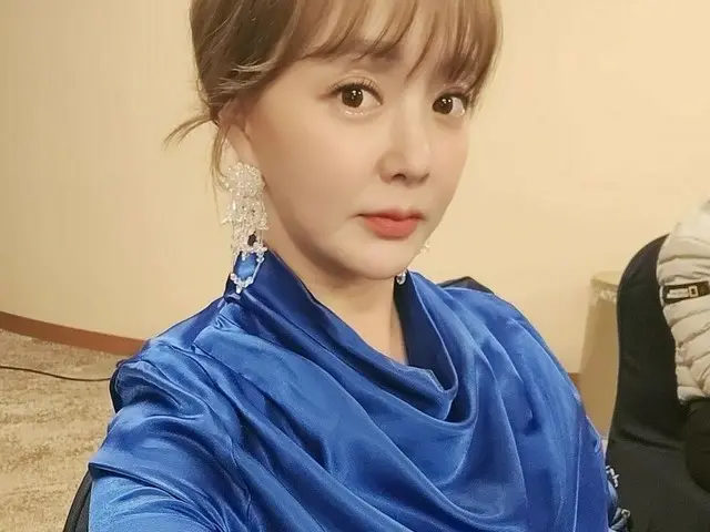 Ca sĩ nhạc trot Geum Jandi báo cáo rằng anh ấy đã trải qua cuộc phẫu thuật nốt s