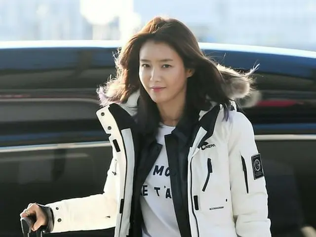 Actress Chae Jung Ahn, departed to Italy for the program shooting. On themorning of 16th, Incheon In