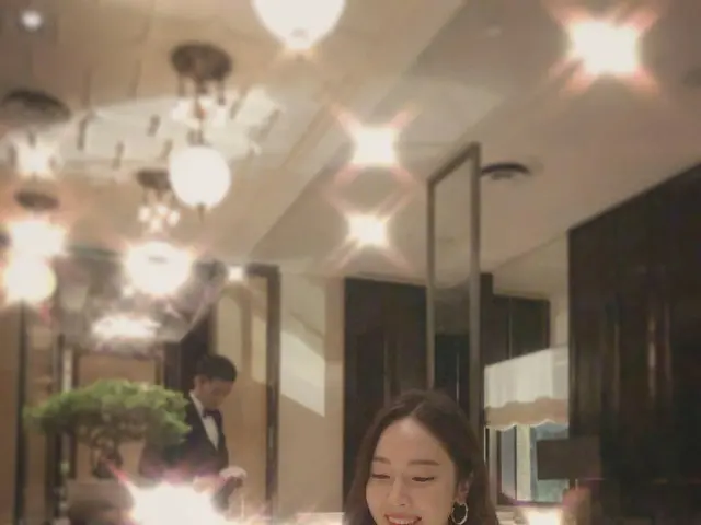 Jessica, SNS update. ”At dinner last night”.