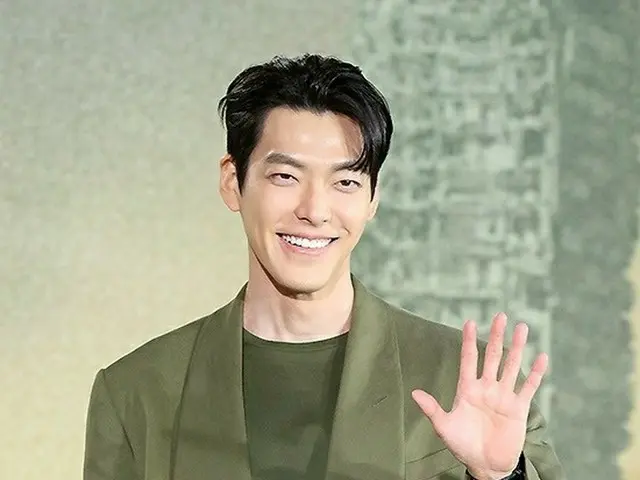 Các diễn viên Kim Woo Bin, Song Seung Heon, Kang Yoo Suk và E Som đã tham dự buổ
