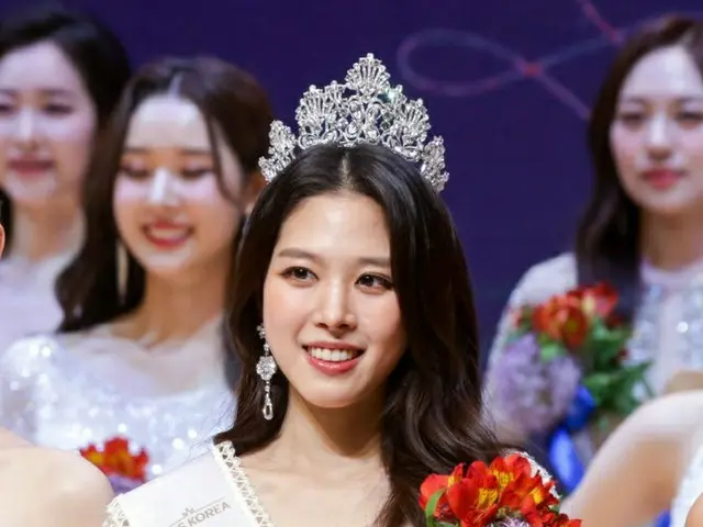 Kim Ji Sung from ”PRODUCE101” got Miss Seoul Beauty (3rd place). . .