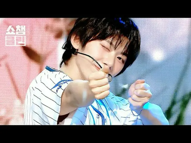 Sân khấu đặc biệt của "See You There (Rendezvous)" mà bạn không bao giờ chán khi