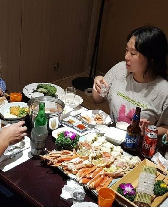 Diễn viên hài Jung Juri đăng đồ ăn do chồng để lại trên SNS = những lời chỉ trích lần lượt xóa bài đăng