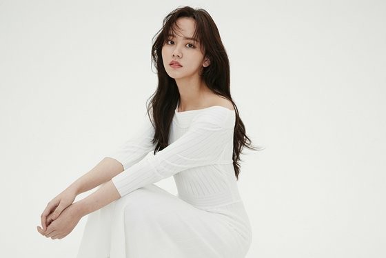 Nữ diễn viên Kim Seo Hyung rời văn phòng quản lý E&T STORY "Kết thúc hợp đồng sau khi thảo luận"