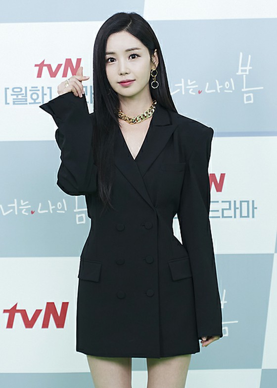 [Ảnh] Các diễn viên Kim Dong Wook & Seo HyunJin và những người khác tham dự buổi giới thiệu sản xuất bộ phim truyền hình "Kimi wa My Spring"