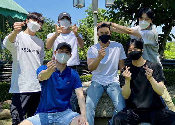 "MONSTA X" Shownu, tất cả các thành viên tập trung tại địa điểm nhập ngũ