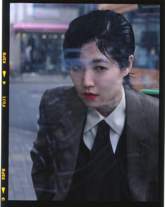 Shim Eun Gyeung, người sẽ đóng vai chính trong bộ phim truyền hình NHK "Ultramarine Area", tỏa ra sức hút của một girl crush mạnh mẽ trên đường phố Nhật Bản ... Đây có phải là điểm B?