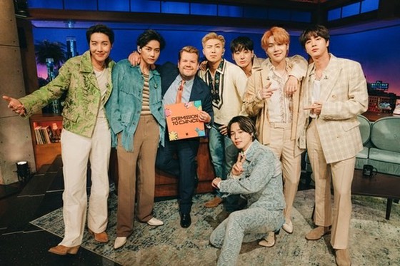 Màn trình diễn của "BTS" US "James Corden Show" với Hanok trong nền ... quấn LA từ Seoul