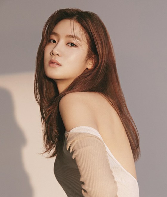 Nữ diễn viên Park Ju Hyun nhiễm COVID-19 "Hủy bỏ mọi lịch trình quay"