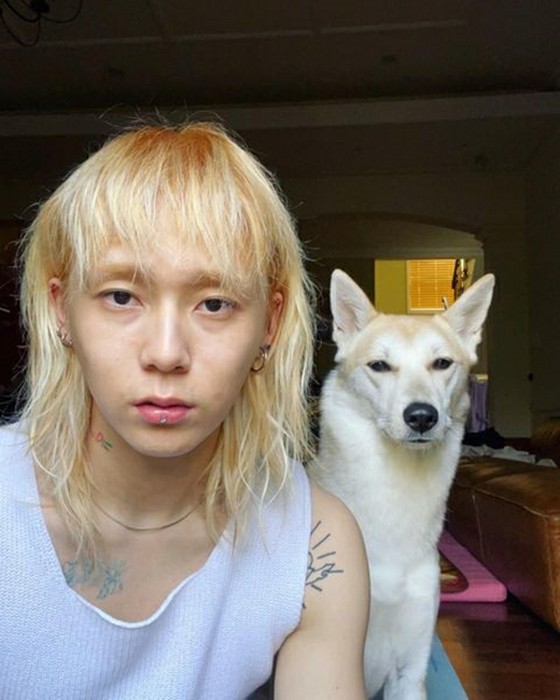 DAWN (EDawn) hẹn hò với HyunA, lần này là hình xăm trên núm vú của cô ấy "Thật là đau, thật sự rất đau"