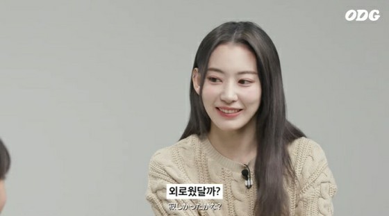 Miyawaki Sakura (LESSERAFIM) thú nhận sự cô đơn ở Hàn Quốc 'Có thể bây giờ đang ở Nhật Bản'