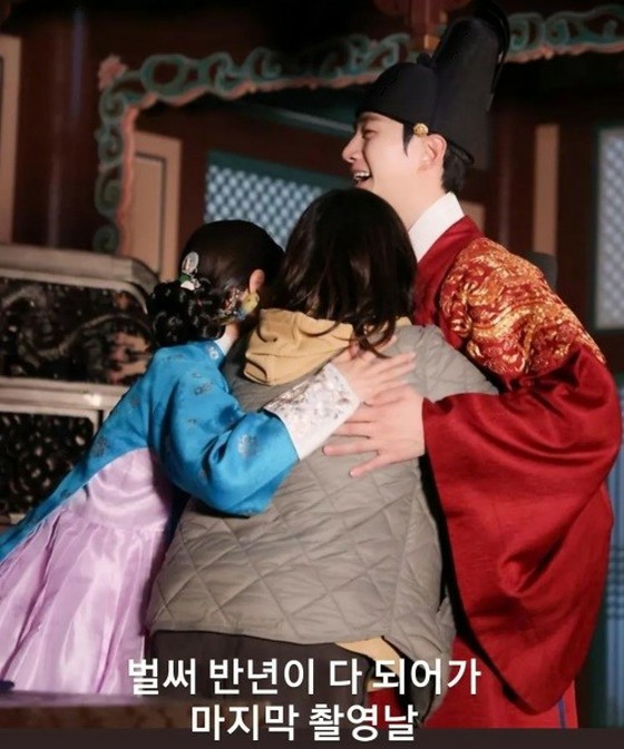 Lee JUNHO (2PM), Lee Se Yeong và một cái ôm ngọt ngào ... Tôi không thể quên sự kết hợp này