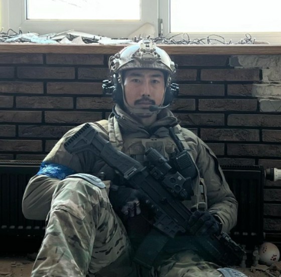 [Bản gốc] Đại úy Lee Gun, một cựu binh sĩ Hàn Quốc chiến đấu với Nga ở Ukraine, thổ lộ những suy nghĩ của mình trên chiến trường