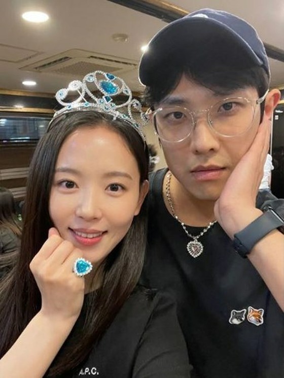 Nữ diễn viên Kang HanNa & Lee Jun, ai có thể mặc riêng "set đồ công chúa" ... Sẵn sàng giành giải Cặp đôi đẹp nhất?