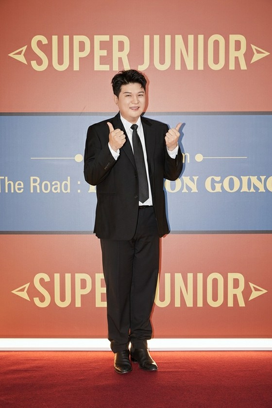 Shindong (SUPER JUNIOR), thời gian gia hạn hợp đồng sớm "Vui lòng thêm tiền hợp đồng, làm ơn!"